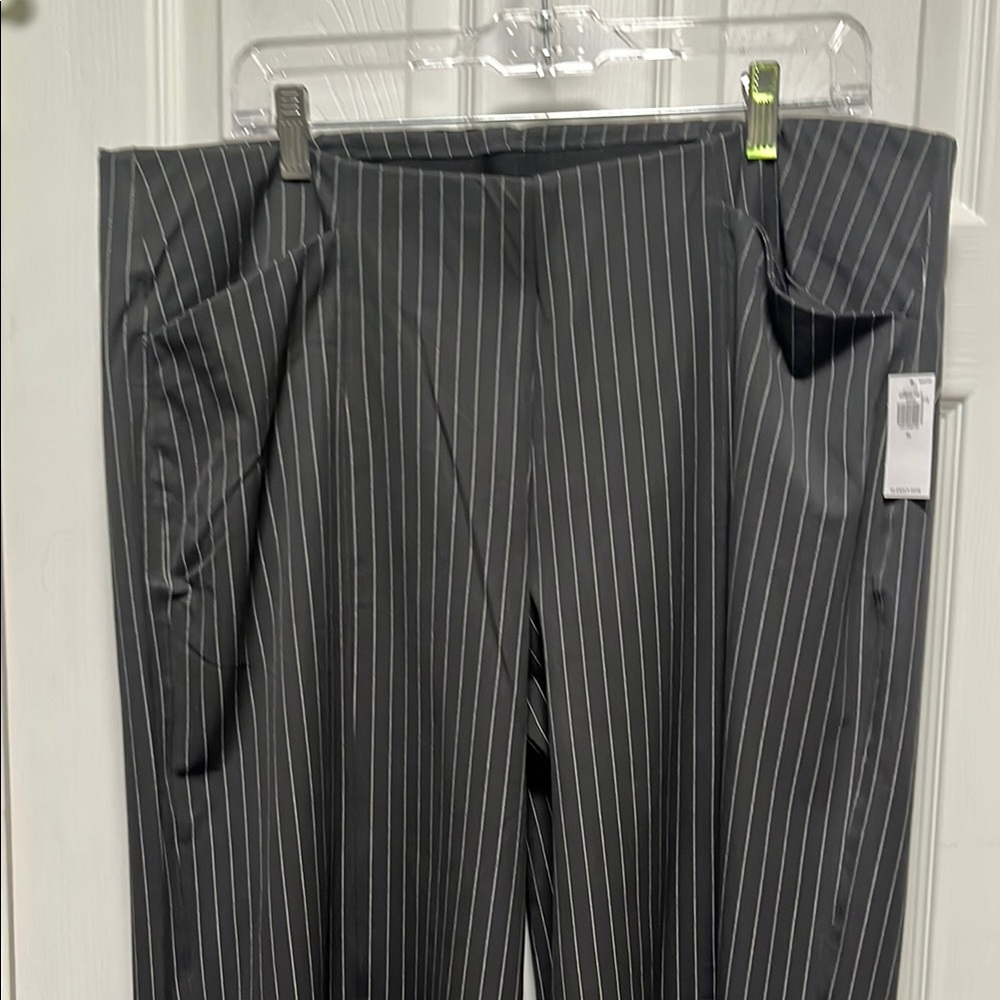 Old Navy Gray Pinstripe Wide Leg Pants